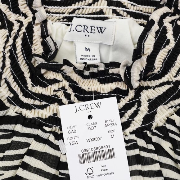 New J.CREW Size M Zebra long-Sleeve Mockneck Top - Picture 4 of 4